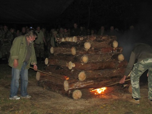 Potlach 2012 - zapálení ohně Potlach 2012 - zapálení ohně